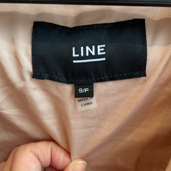 LINE blush light tan trenchcoat - Picture 2 of 8